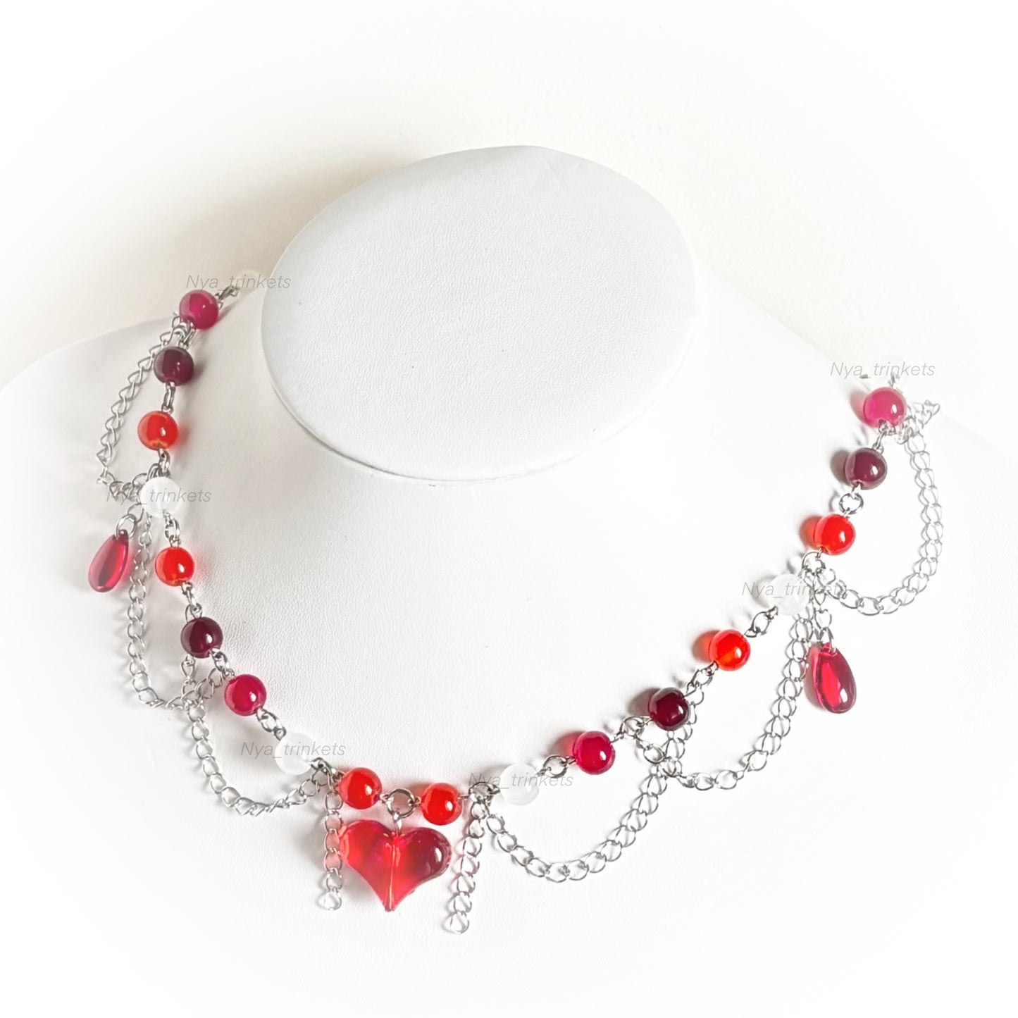 Scarlet romance necklace