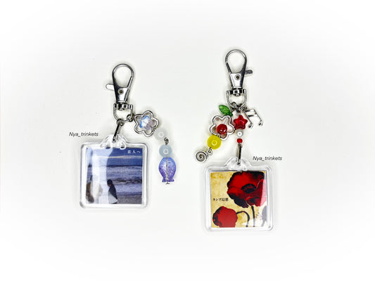 Rose of illusion keychain